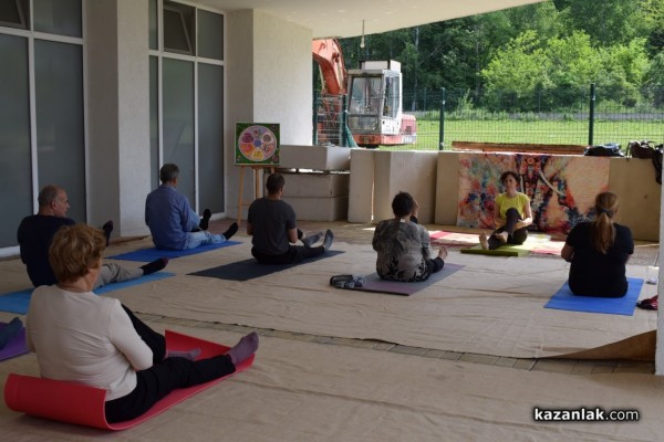 Фестивалът „Здравей, здраве“ посрещна казанлъчани и гостите на града с богата програма