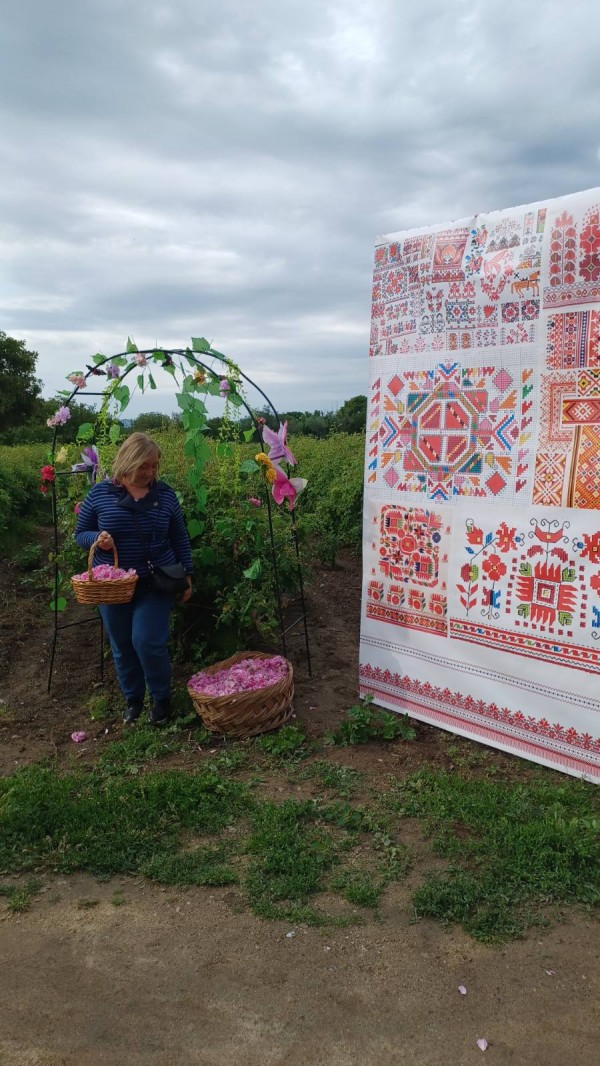 Черганово постави началото на ритуалите “Розобер“ днес