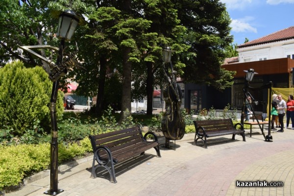 Осем улични музиканти ще греят на ул. “Искра“