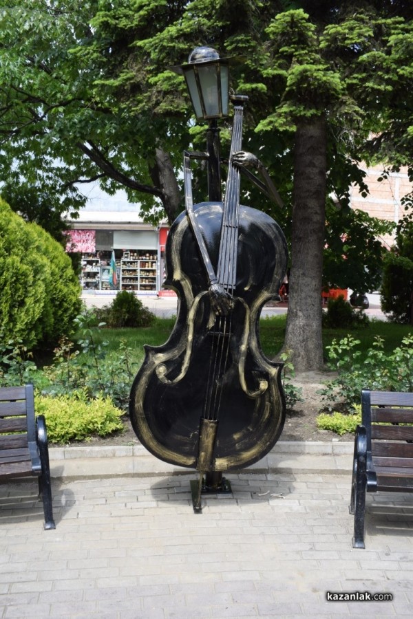 Осем улични музиканти ще греят на ул. “Искра“