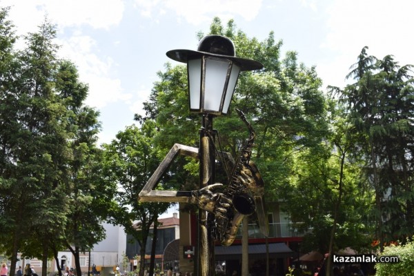 Осем улични музиканти ще греят на ул. “Искра“