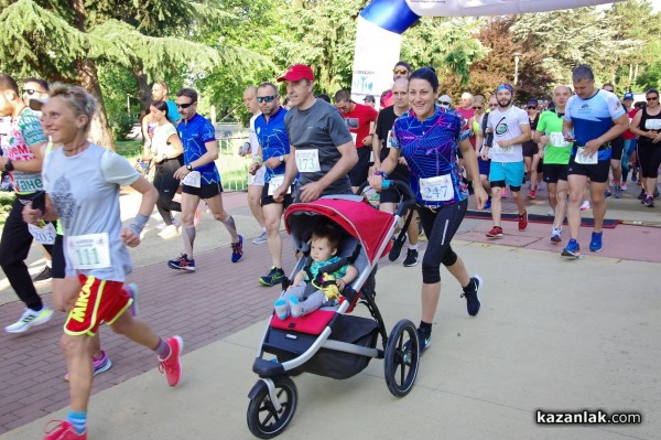 Над 180 бегачи от цялата страна ще се включат във второто издание на маратон „Розова долина”