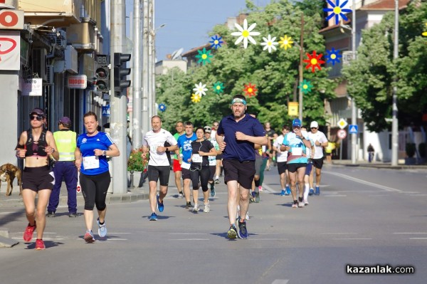 Над 180 бегачи от цялата страна ще се включат във второто издание на маратон „Розова долина”