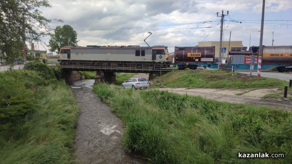 Влак блъсна човек край Казанлък. Мъжът почина на място/ОБНОВЕНА
