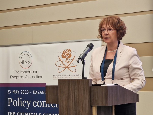 Натуралният произход на розовото масло във фокуса на международен форум с всички заинтересовани страни