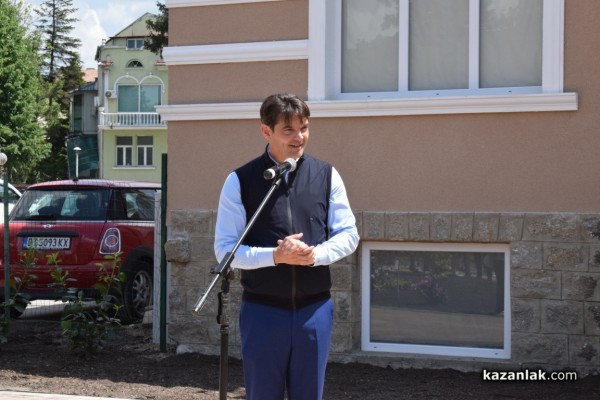 Незабрвим 24 май в Казанлък - мистичната “Ахинора“ на Иван Милев вече има дом