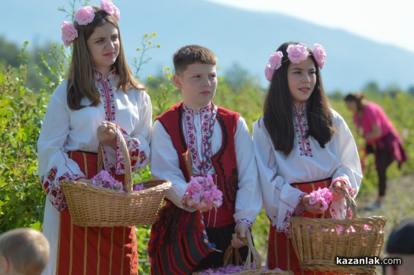 Ритуал “Розобер“ в село Овощник