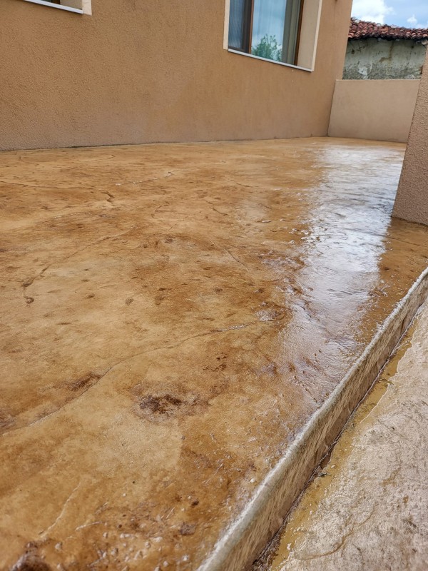 Щампован бетон за всеки дом! Избор от над 50 модела щампи и огромно разнообразие от цветове и текстури