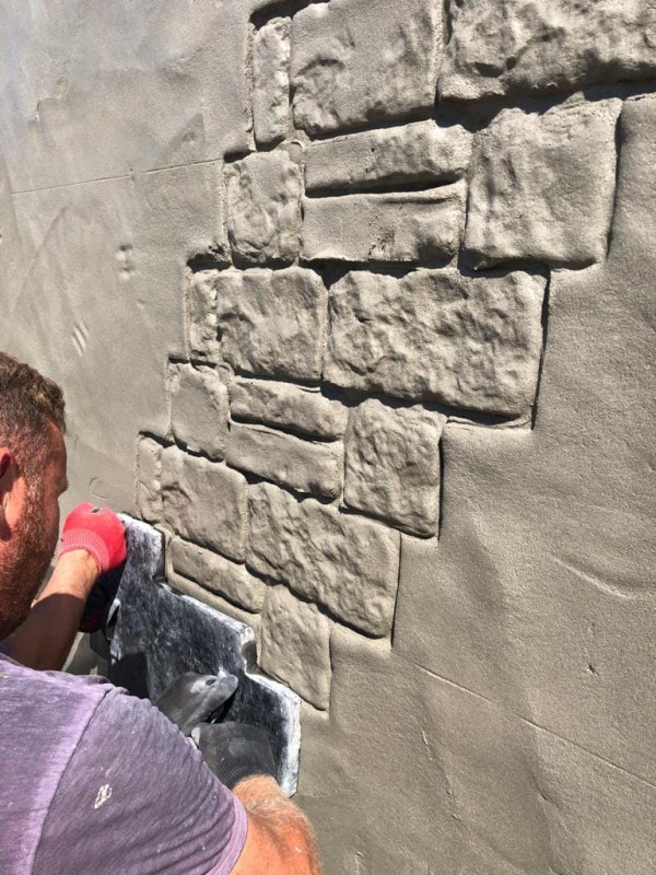 Щампован бетон за всеки дом! Избор от над 50 модела щампи и огромно разнообразие от цветове и текстури