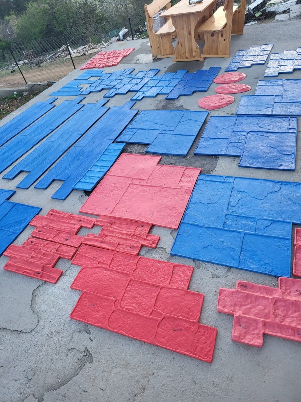 Щампован бетон за всеки дом! Избор от над 50 модела щампи и огромно разнообразие от цветове и текстури