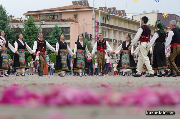 39 състава от цялата страна се събират в Казанлък за надиграването “Тъпан бие, хоро се вие“