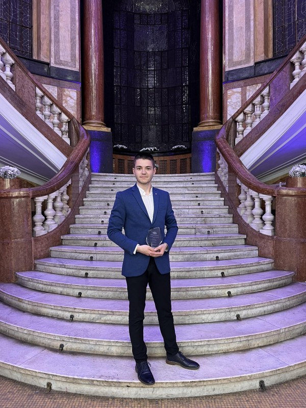 Павелбанецът Ивайло Илиев е студент на годината в Софийския университет