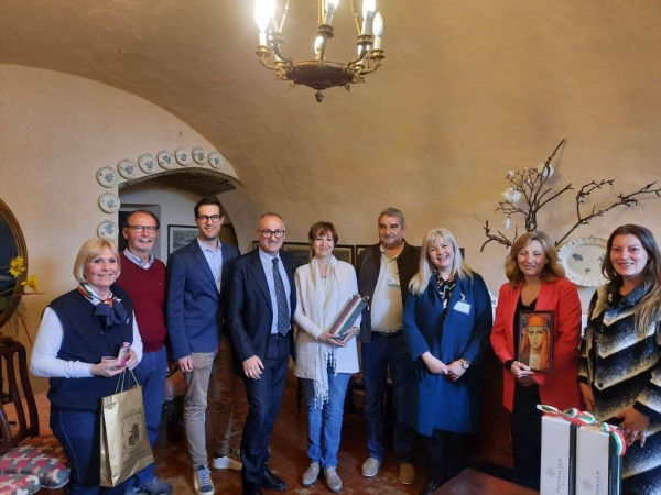 Ползотворни срещи в побратимените на Казанлък градове 