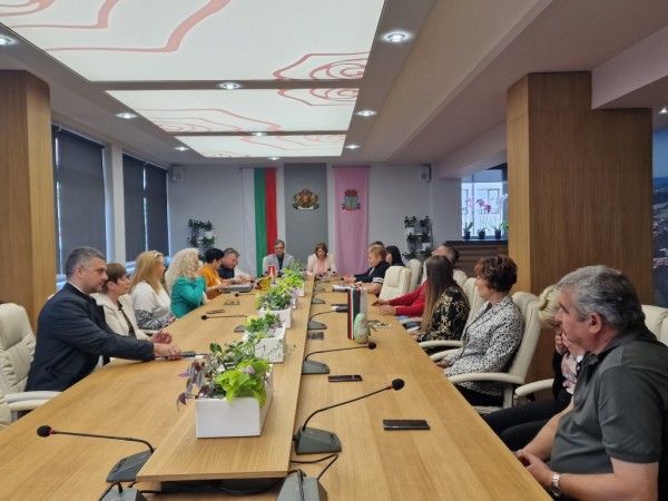 Ползотворни срещи в побратимените на Казанлък градове 