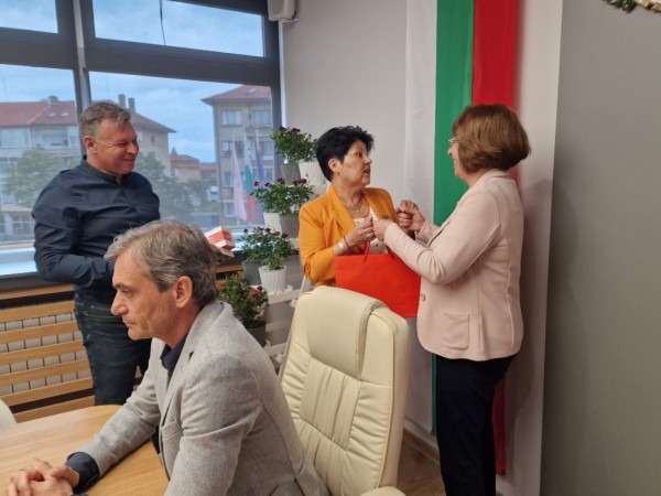 Ползотворни срещи в побратимените на Казанлък градове 