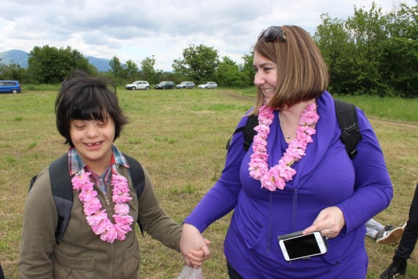 Деца ще изработят 120 рози от хартия за 120-тата годишнина на празника