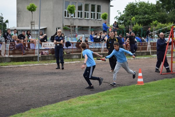 Казанлъшки ученици се класираха втори в областната надпревара “Млад огнеборец“