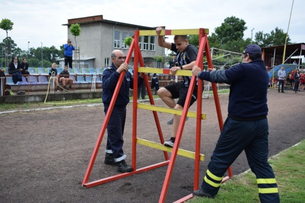 Казанлъшки ученици се класираха втори в областната надпревара “Млад огнеборец“