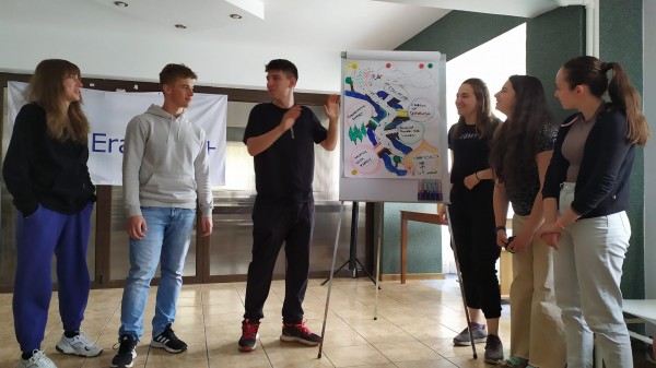 Поредна казанлъшка група се завърна от младежки обмен в Румъния