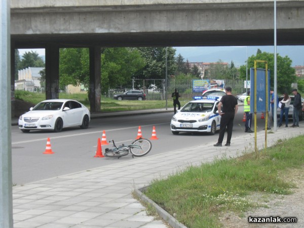 Велосипедист пострада на Надлеза, откаран е в болница/Обновена