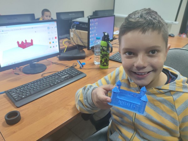 Лятна академия за малките, професионален курс „Програмист“- за големите деца!