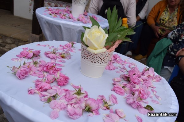 Творбите на 148 художници от 35 страни бяха представени в единадесетото издание на международна изложба Минипринт Казанлък