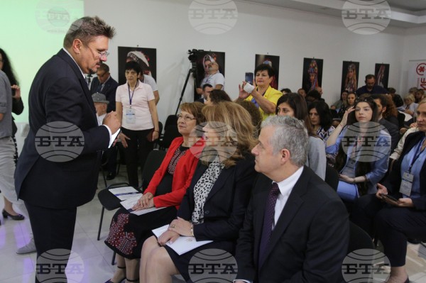 Галина Стоянова на 18-та Световна среща на българските медии в Казанлък: Българите могат да бъдат заедно, когато има какво да ги вдъхновява