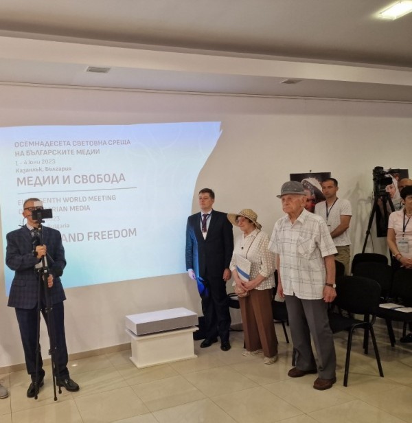 Кметът Галина Стоянова: Вгледайте се в нашия град! Тук българите наистина са издигнали на пиедестал духовността