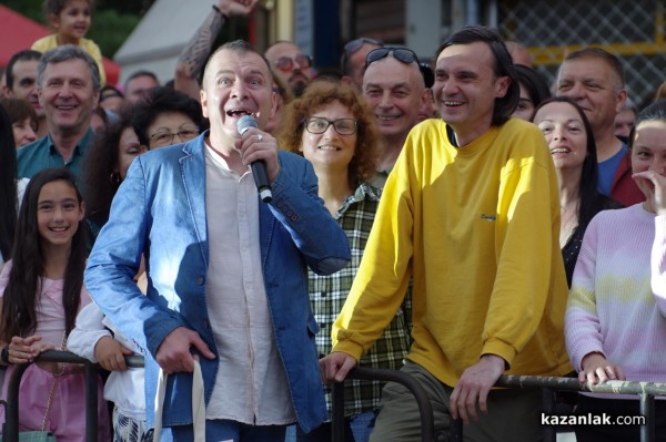 Незабравима церемония по коронясване на Царица роза Кристина Попова