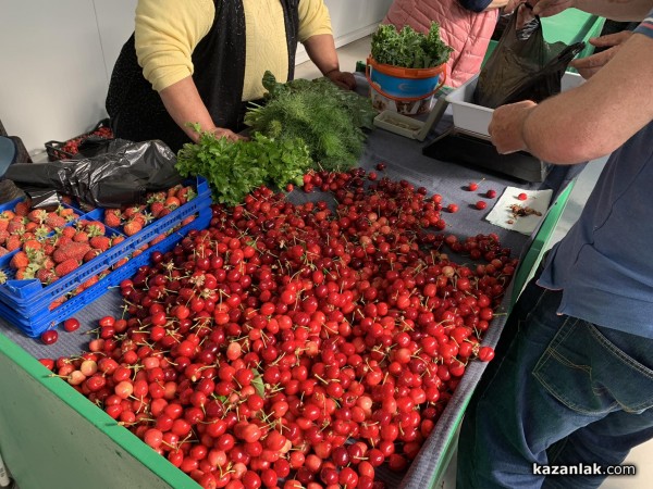 Третият фермерски пазар в Казанлък ви очаква 