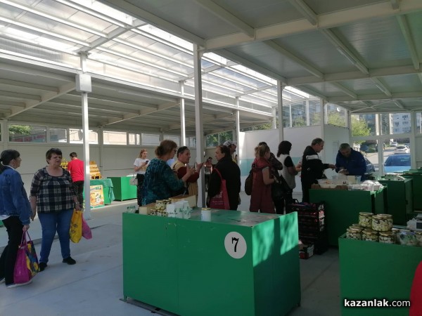 Третият фермерски пазар в Казанлък ви очаква 