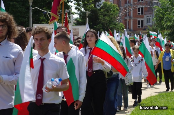 Кметът Галина Стоянова: Казанлък свети като диамант върху короната на Отечеството ни и е пример за подражание!