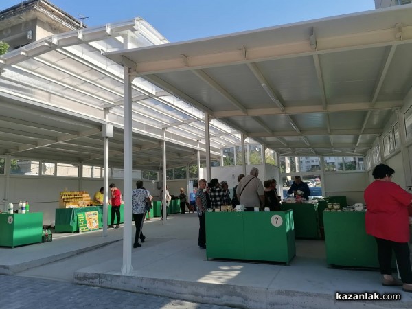 Третият фермерски пазар в Казанлък ви очаква 