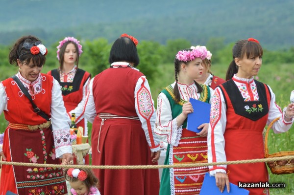 Ритуал “Розобер“ в с. Розово