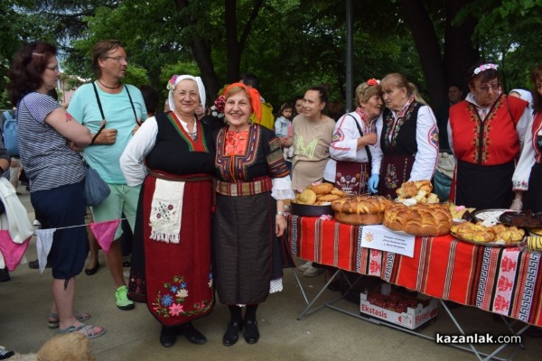 Разнообразие от традиционни ястия показаха местните читалища в  „Хлябът на българина“ 