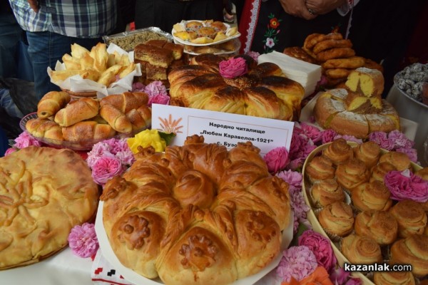 Разнообразие от традиционни ястия показаха местните читалища в  „Хлябът на българина“ 