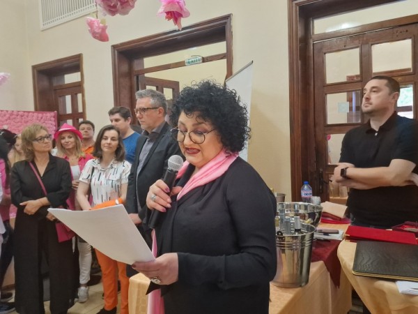 Девет делегации от побратимени градове посрещна кметът Галина Стоянова в Казанлък