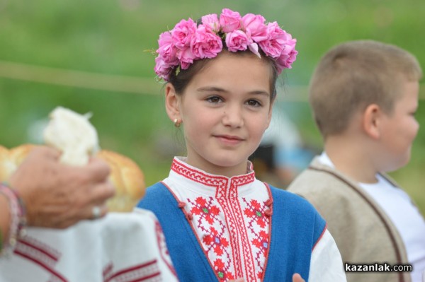 Ритуал “Розобер“ в с. Розово