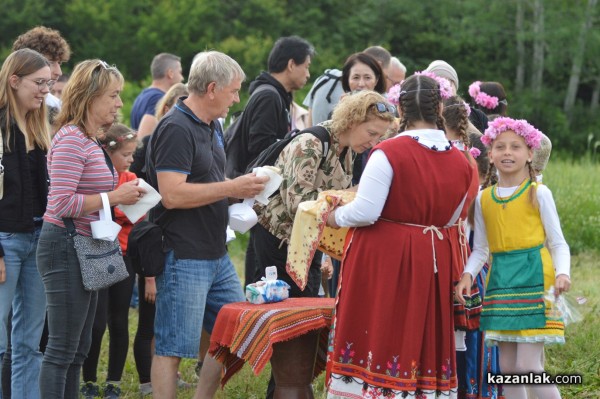 Ритуал “Розобер“ в с. Розово