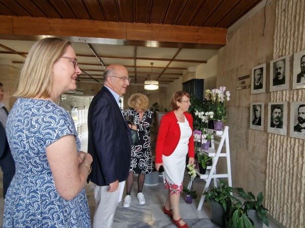 Първа среща на кмета на Казанлък с новия посланик на САЩ у нас н. пр. посланик Кенет Мертен