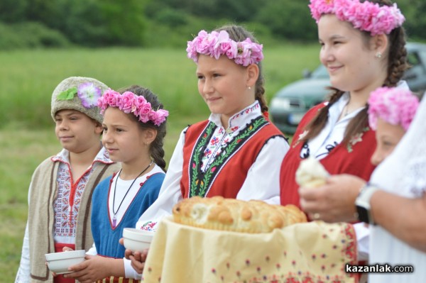 Ритуал “Розобер“ в с. Розово