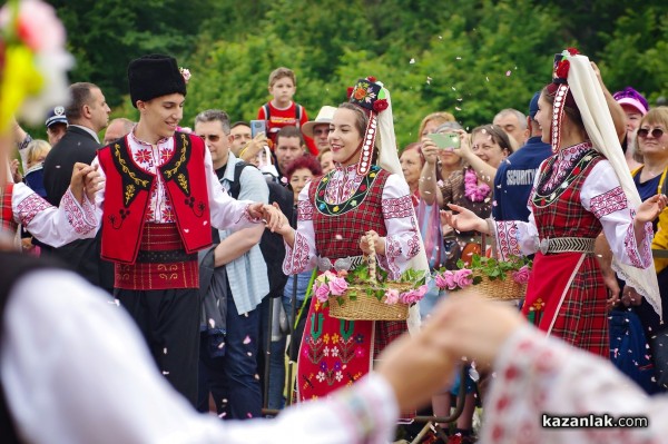 Розобер край Казанлък