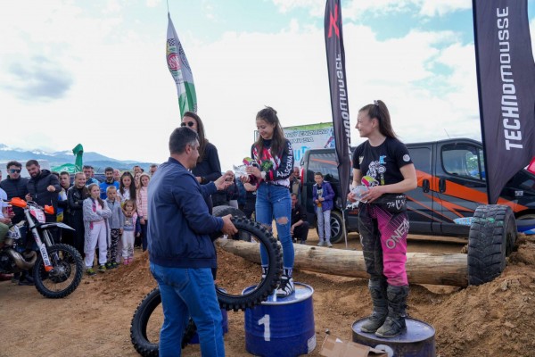 Любомир Синев и Теована Станчева са лидери във временното класиране на Ендуро шампионата / Видео 