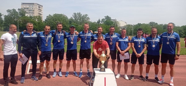 Старозагорските огнеборци грабнаха купата в 51-то Републиканско състезание по пожароприложен спорт