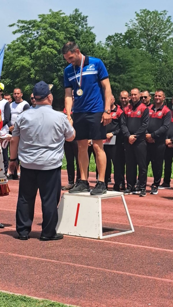 Старозагорските огнеборци грабнаха купата в 51-то Републиканско състезание по пожароприложен спорт