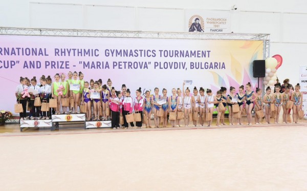 Казанлъшките грации от СК“ Розова долина“ се завърнаха със златни медали от Пловдив