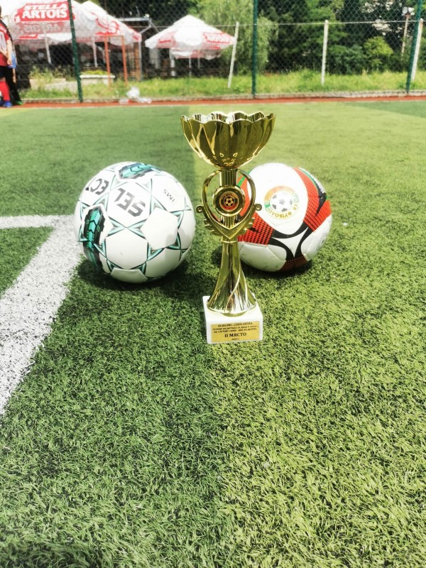 Децата от ФК „Казанлък“, набор 2014, се завърнаха от Стара Загора с купа 