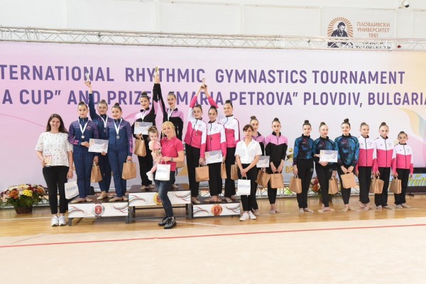 Казанлъшките грации от СК“ Розова долина“ се завърнаха със златни медали от Пловдив