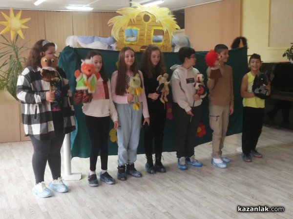 Малките театрали на ОУ “Мати Болгария“ сложиха финала на учебната година с поредна постановка