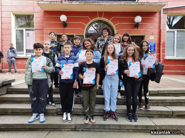 Малките театрали на ОУ “Мати Болгария“ сложиха финала на учебната година с поредна постановка